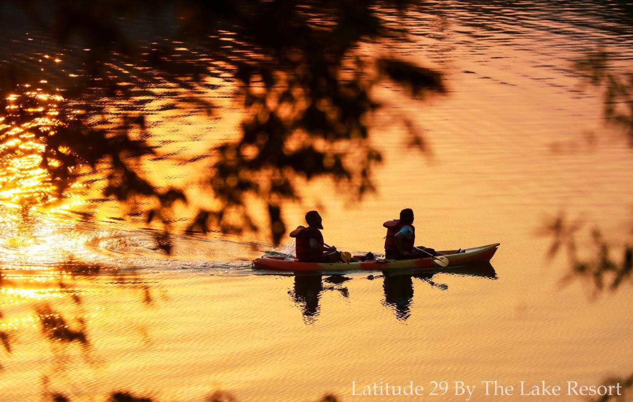 Latitude 29 By The Lake Resort Naukuchiatal Buitenkant foto